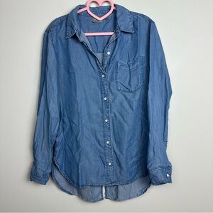 Athleta Shirt Womens Blue Bootjack Chambray Split Back Button Down Size Small
